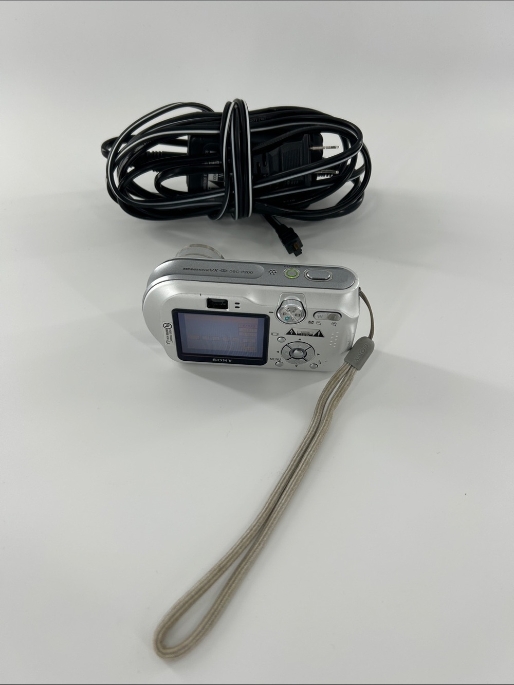 Sony Cyber-Shot DSC-P200 Digital Camera 7.2MP w/ Battery Silver Carl Zeiss - Picture 7 of 15